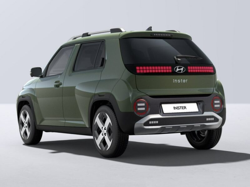 Hyundai Inster Moc 115 KM Bateria 49 kWh - wersja Smart z pakietem 17" i pakietem Sun