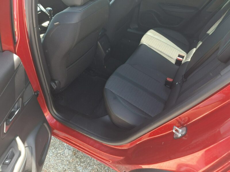 Peugeot 2008 II (2019-)