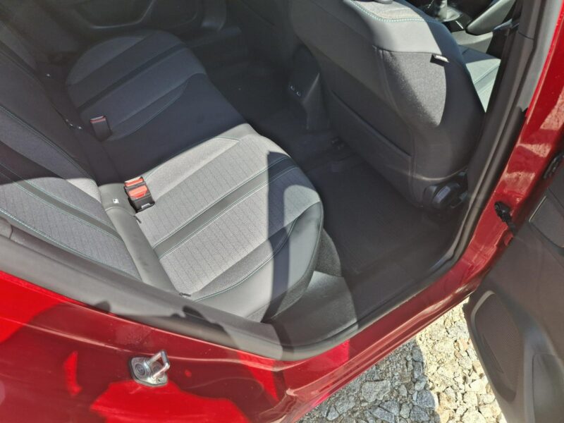 Peugeot 2008 II (2019-)