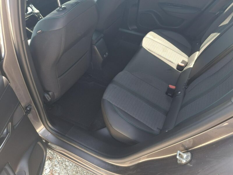 Peugeot 2008 II (2019-)
