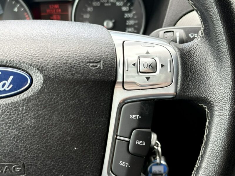 Ford S-Max Nawigacja, Podgrzewana szyba, Tempomat I (2006-2015)
