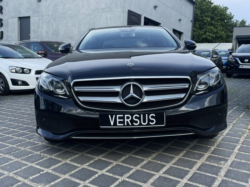 Mercedes E 220 220D 195KM 4Matic - Burmester Full Led Kamery 360 Martwe Pole W213 (2016-)