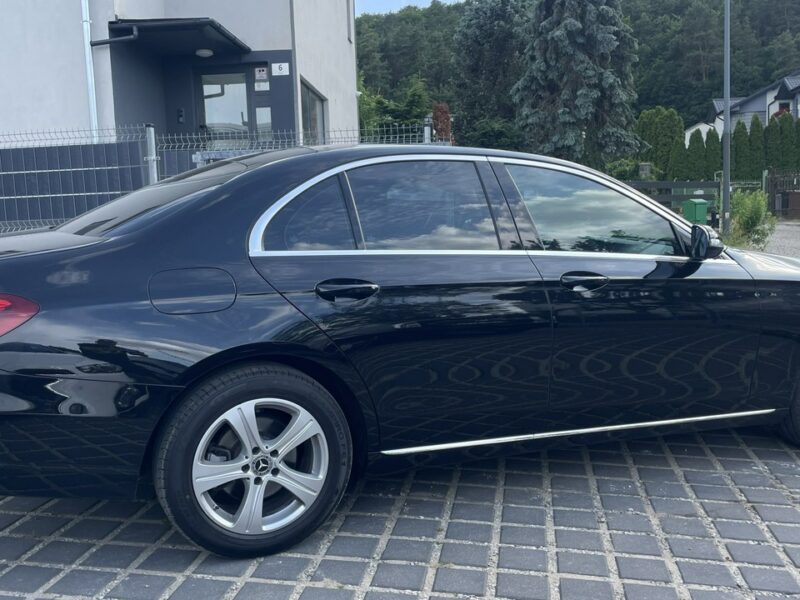 Mercedes E 220 220D 195KM 4Matic - Burmester Full Led Kamery 360 Martwe Pole W213 (2016-)