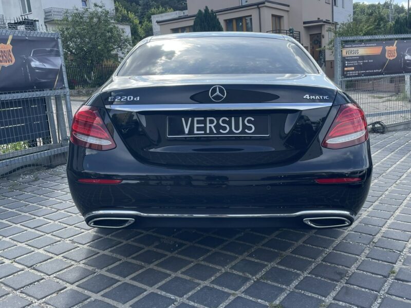 Mercedes E 220 220D 195KM 4Matic - Burmester Full Led Kamery 360 Martwe Pole W213 (2016-)