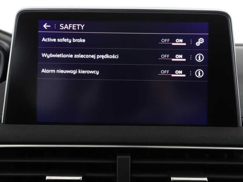 Peugeot 3008 automat full LED skóra panorama navi virtual cocpit II (2016-)