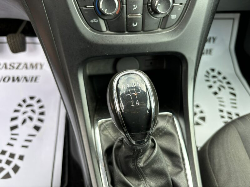 Opel Astra Gwarancja, Benzyna, Klima, Drugie koła J (2009-2019)