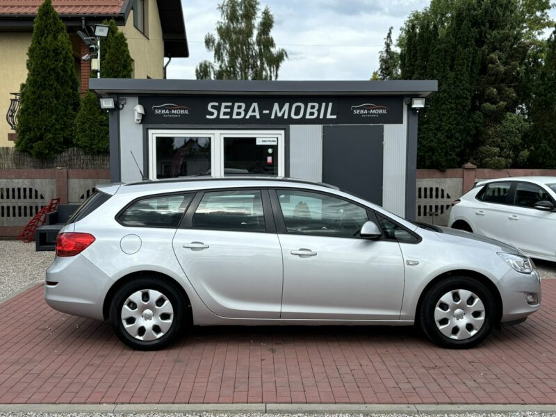 Opel Astra Gwarancja, Benzyna, Klima, Drugie koła J (2009-2019)