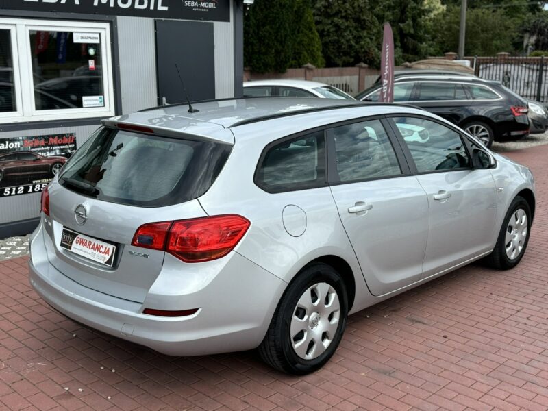 Opel Astra Gwarancja, Benzyna, Klima, Drugie koła J (2009-2019)