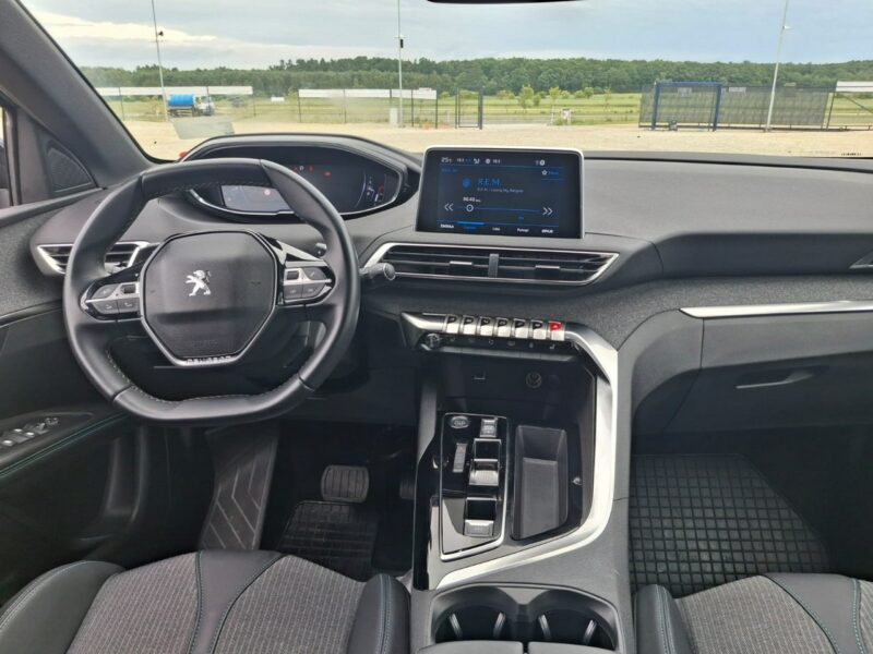 Peugeot 3008 II (2016-)