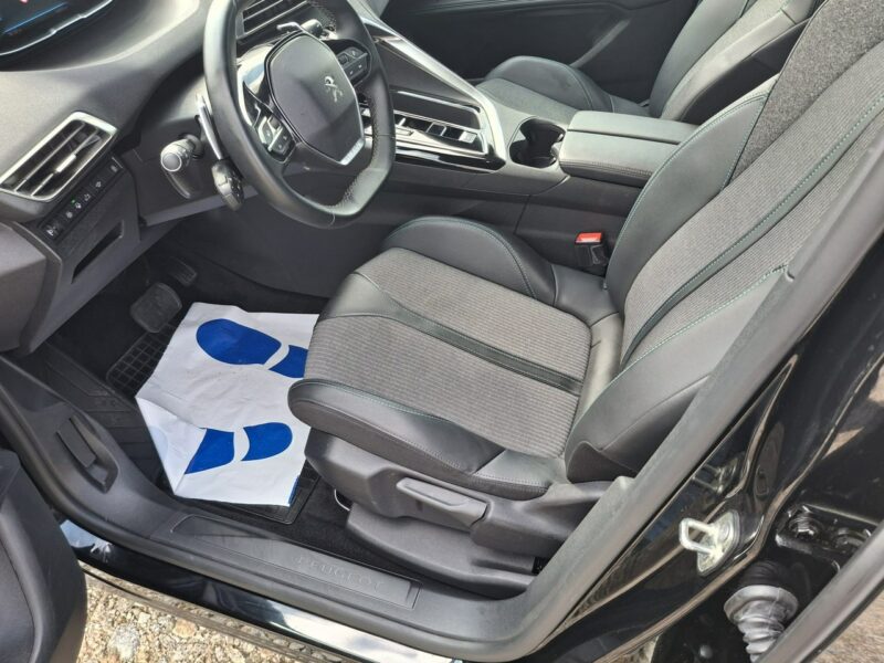 Peugeot 3008 II (2016-)