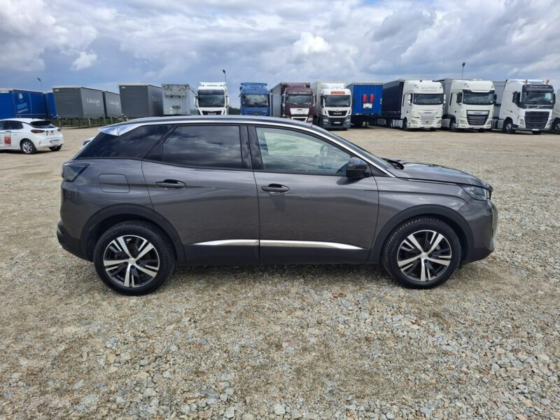 Peugeot 3008 II (2016-)