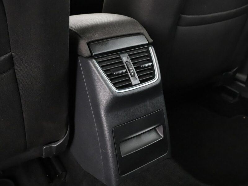Škoda Octavia automat navi kamera PDC climatronic ACC III (2013-)