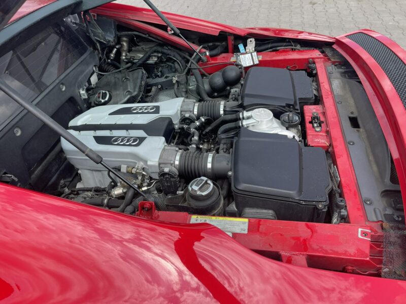 Audi R8 Quattro V8 Redign Selection 430KM