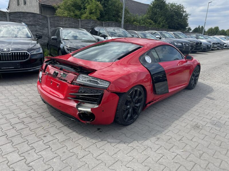 Audi R8 Quattro V8 Redign Selection 430KM