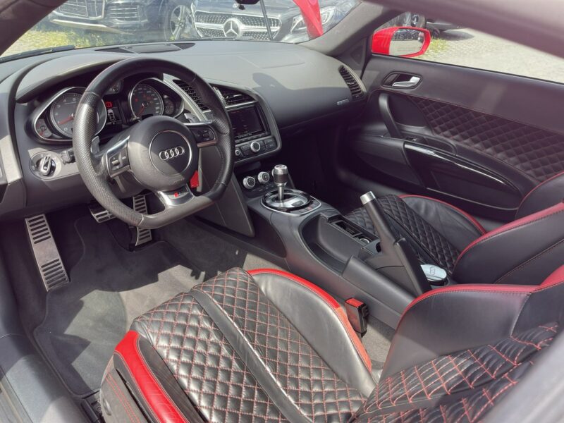 Audi R8 Quattro V8 Redign Selection 430KM