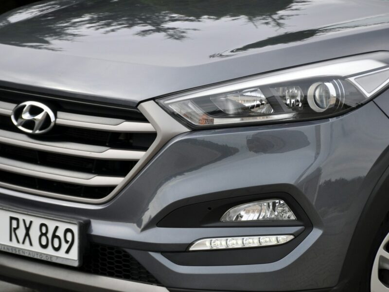 Hyundai Tucson 1.7CRDi(141KM)*Led*Navi*Kamera*Grzana Kierowni*Welur*Reling*Alu17"ASO III (2015-2020)