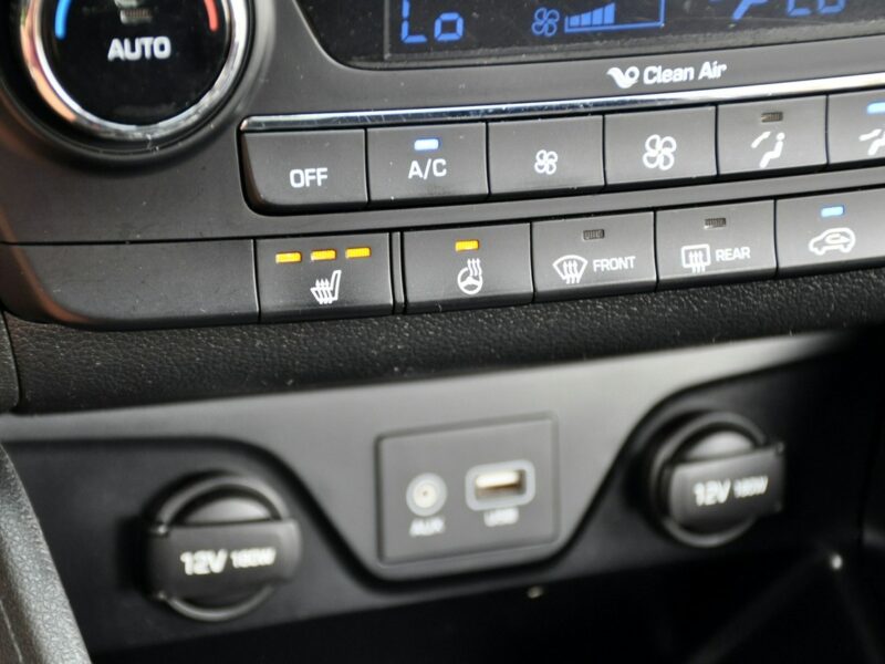 Hyundai Tucson 1.7CRDi(141KM)*Led*Navi*Kamera*Grzana Kierowni*Welur*Reling*Alu17"ASO III (2015-2020)
