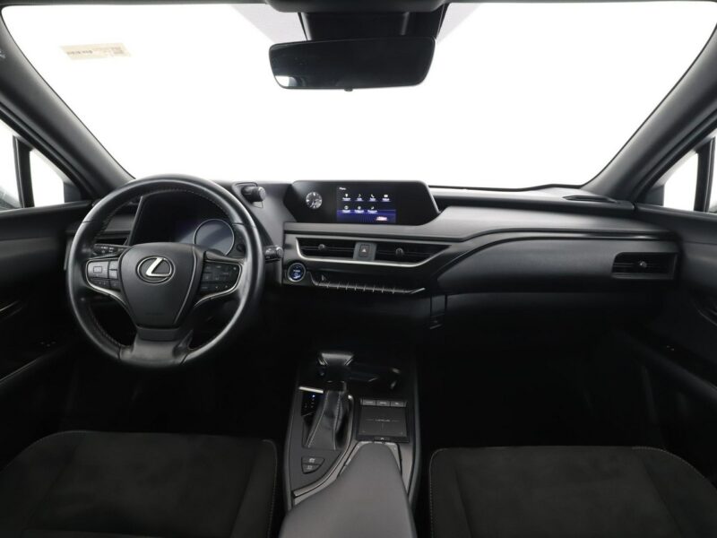 Lexus UX Executive Line alcantara navi ACC LED PDC-kamera