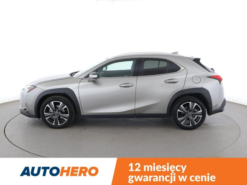 Lexus UX Executive Line alcantara navi ACC LED PDC-kamera