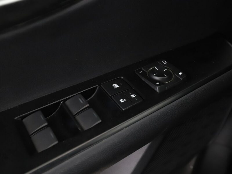 Lexus UX Executive Line alcantara navi ACC LED PDC-kamera