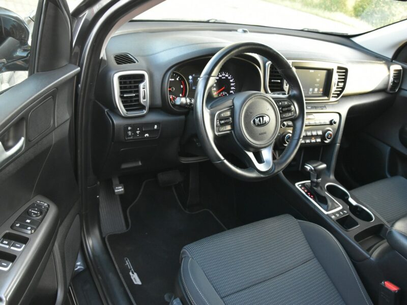 Kia Sportage 1.7CRDi 141KM Automat 2018r. NAVi pdc Kamera niski przebieg 65tkm IV (2016-2021)