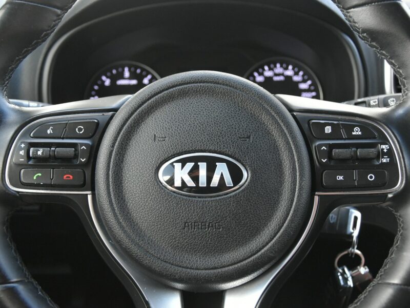 Kia Sportage 1.7CRDi 141KM Automat 2018r. NAVi pdc Kamera niski przebieg 65tkm IV (2016-2021)