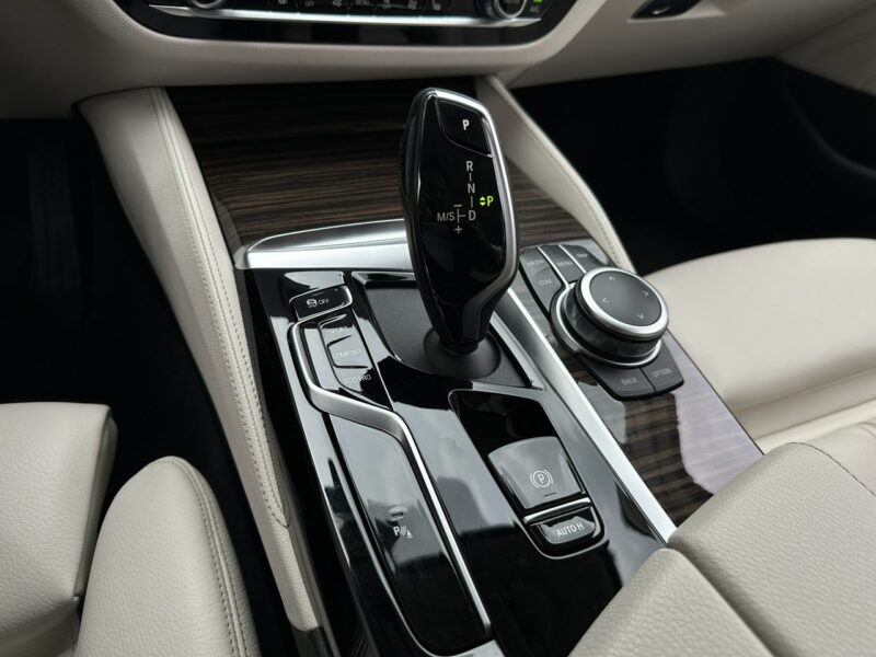 BMW 520 xDrive, 190KM, FV-23%, Fotele sportowe, Kamera cofania, Salon PL G30/G31 (2017-2023)