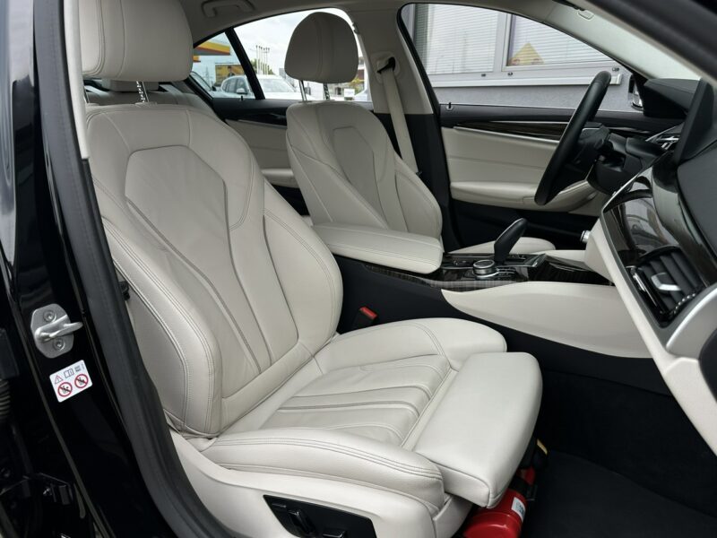 BMW 520 xDrive, 190KM, FV-23%, Fotele sportowe, Kamera cofania, Salon PL G30/G31 (2017-2023)