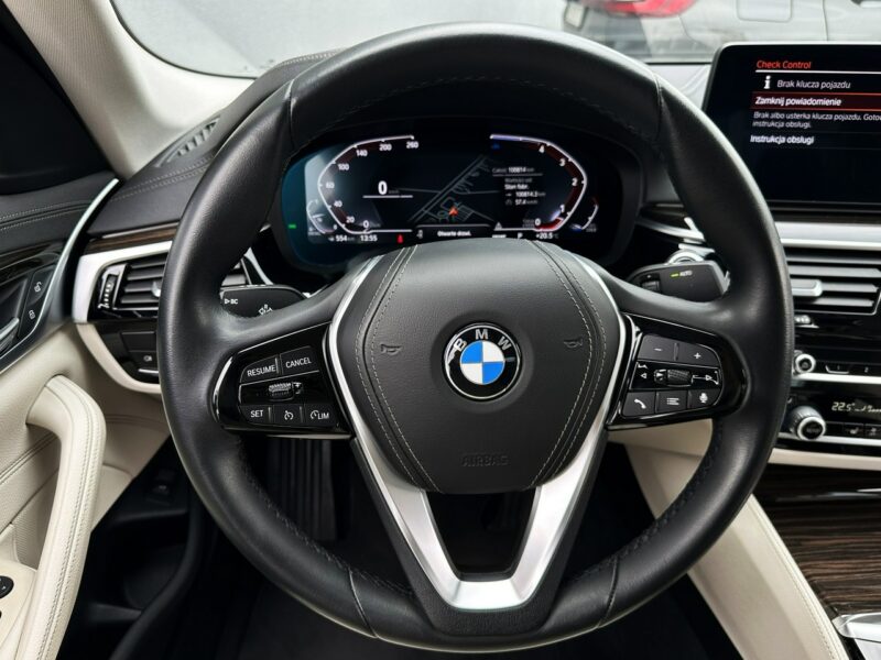 BMW 520 xDrive, 190KM, FV-23%, Fotele sportowe, Kamera cofania, Salon PL G30/G31 (2017-2023)