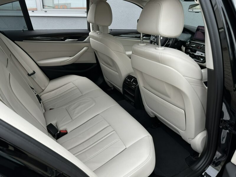 BMW 520 xDrive, 190KM, FV-23%, Fotele sportowe, Kamera cofania, Salon PL G30/G31 (2017-2023)