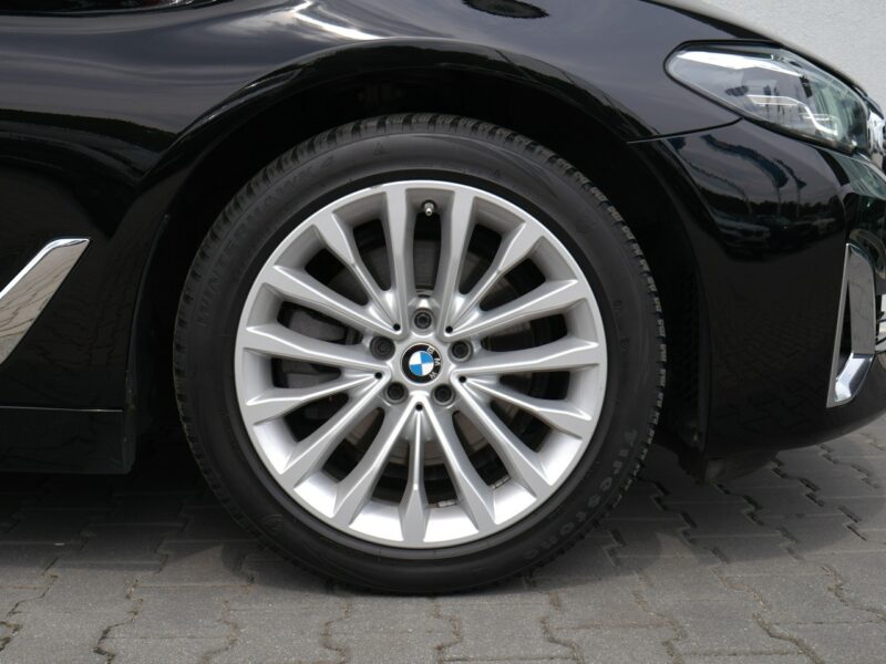 BMW 520 xDrive, 190KM, FV-23%, Fotele sportowe, Kamera cofania, Salon PL G30/G31 (2017-2023)