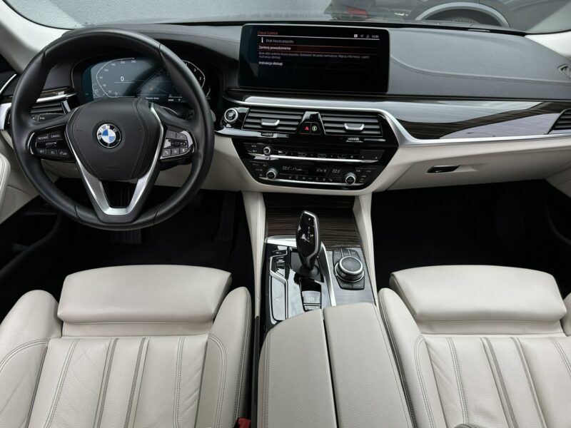BMW 520 xDrive, 190KM, FV-23%, Fotele sportowe, Kamera cofania, Salon PL G30/G31 (2017-2023)