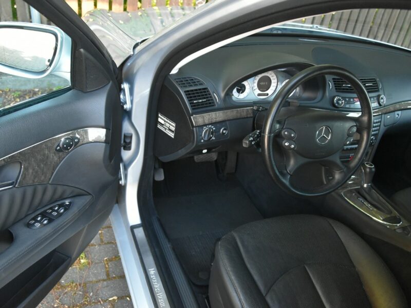 Mercedes E 280 Avantgarde E 280CDi 190KM 2006r. Xenon Skóra NAV niski przebieg 109tkm W211 (2002-2009)