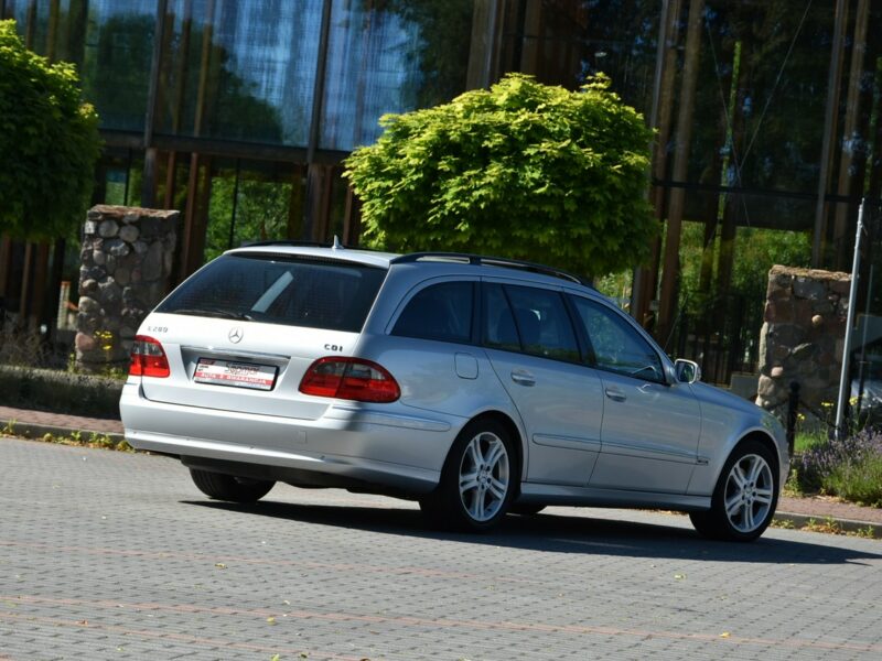 Mercedes E 280 Avantgarde E 280CDi 190KM 2006r. Xenon Skóra NAV niski przebieg 109tkm W211 (2002-2009)