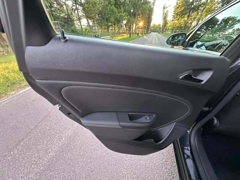Opel Astra COSMO Sport Tourer 2,0 CDTI 165KM 2013r. Xenon LED Navi Alu18 FULL J (2009-2019)