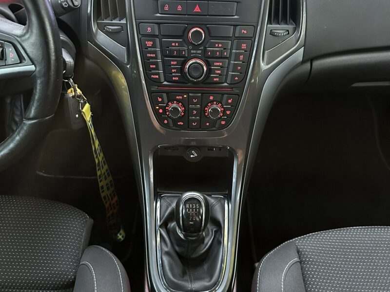Opel Astra COSMO Sport Tourer 2,0 CDTI 165KM 2013r. Xenon LED Navi Alu18 FULL J (2009-2019)