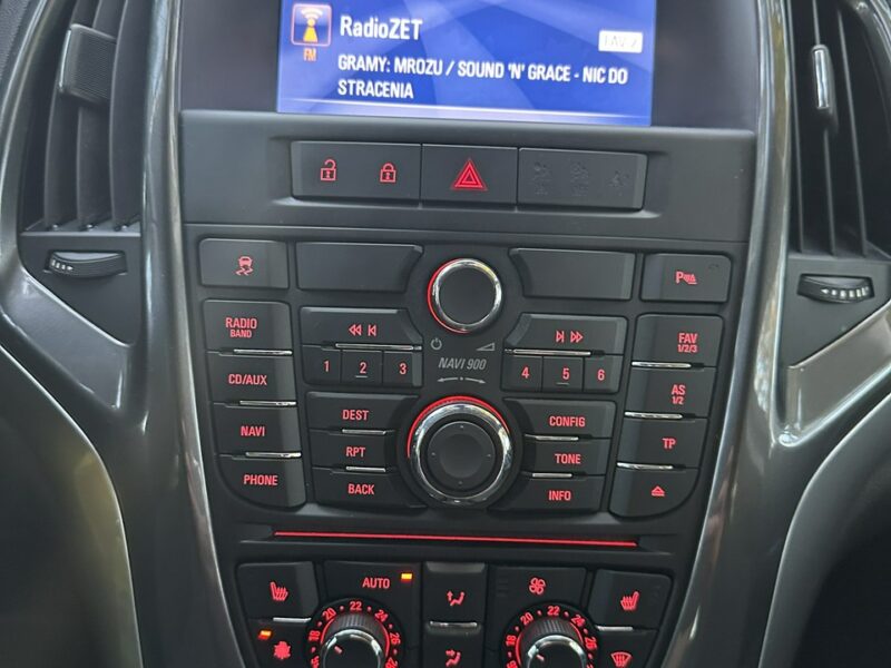 Opel Astra COSMO Sport Tourer 2,0 CDTI 165KM 2013r. Xenon LED Navi Alu18 FULL J (2009-2019)