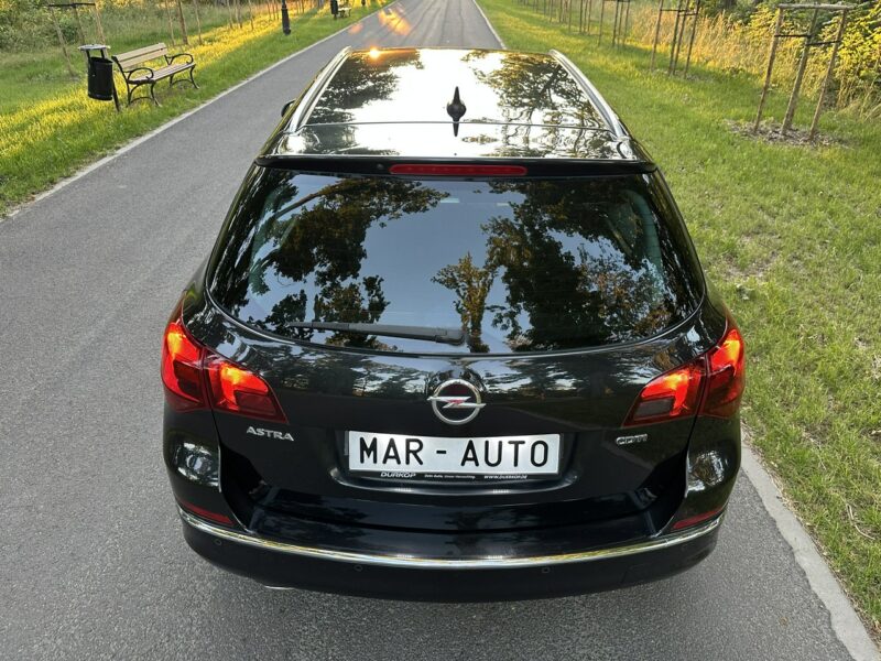Opel Astra COSMO Sport Tourer 2,0 CDTI 165KM 2013r. Xenon LED Navi Alu18 FULL J (2009-2019)