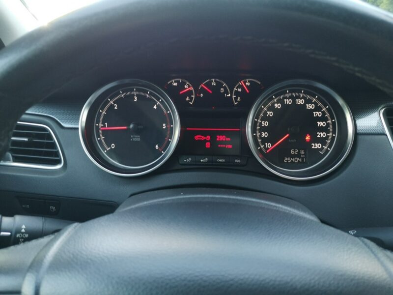 Peugeot 508 2.0HDI 140KM Klimatronik Navi Solar ALU 17 Ledy Serwis Gwarancja I (2010-2018)