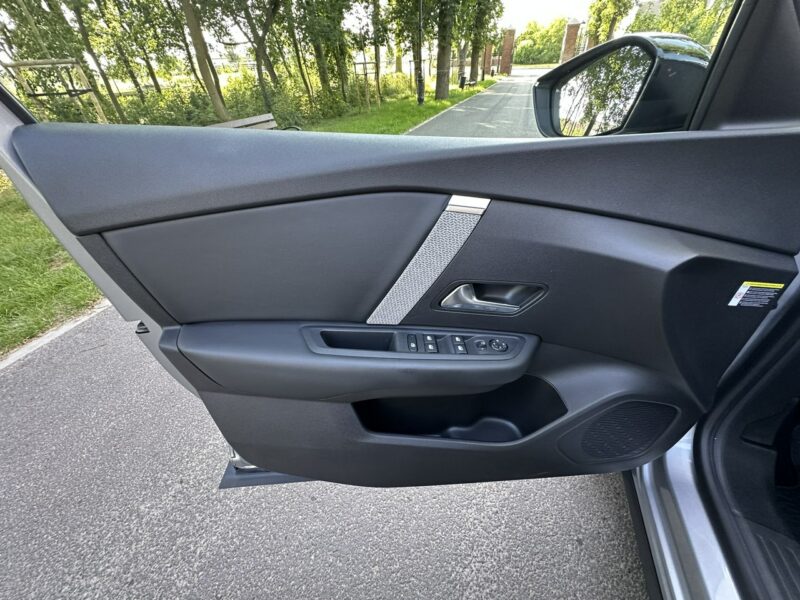 Citroen C4 1.5 BlueHDi 2022 Navi Full Led Alu 18 Kamera Salon PL Stan Jak Nowy III (2020-)