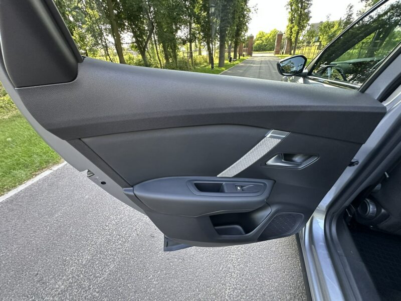 Citroen C4 1.5 BlueHDi 2022 Navi Full Led Alu 18 Kamera Salon PL Stan Jak Nowy III (2020-)