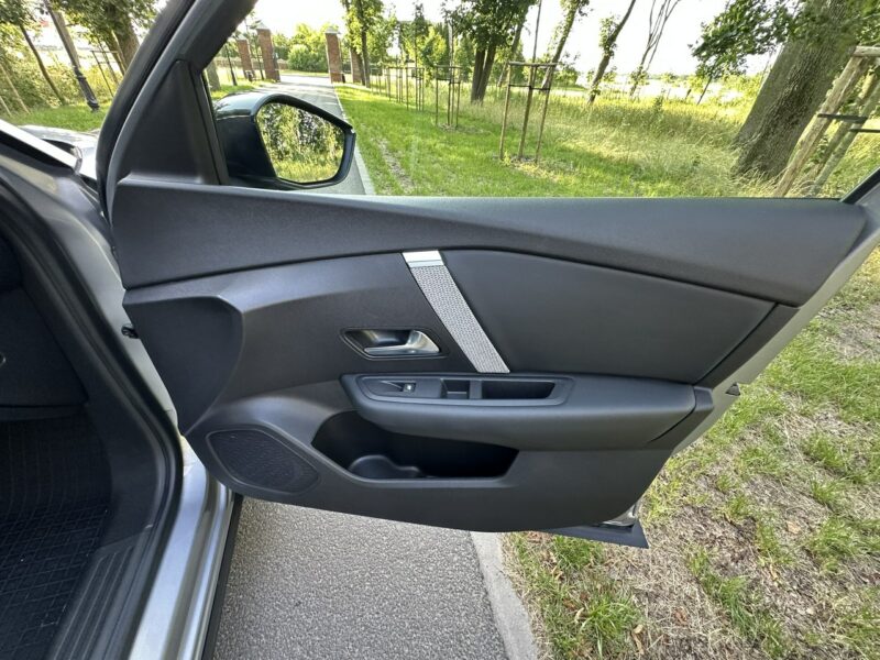 Citroen C4 1.5 BlueHDi 2022 Navi Full Led Alu 18 Kamera Salon PL Stan Jak Nowy III (2020-)