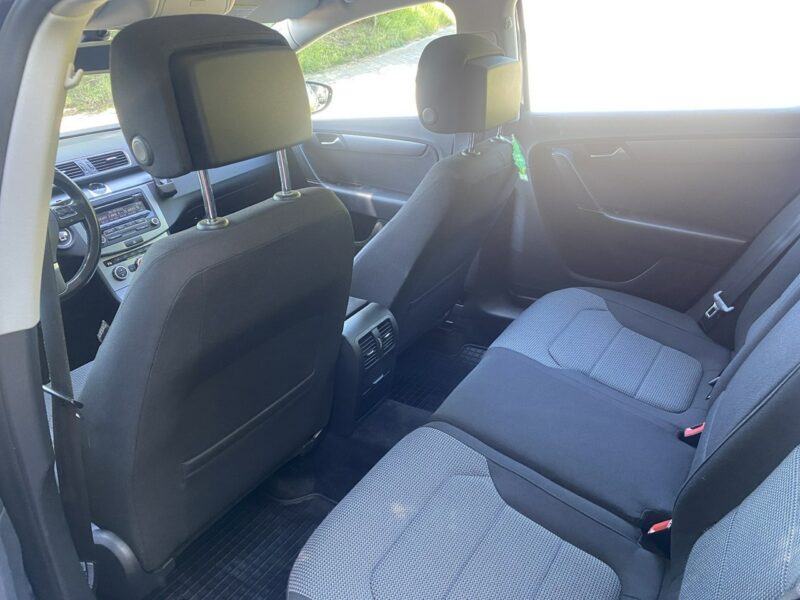 Volkswagen Passat Volkswagen Passat Climatronic Podgrzewane fotele B7 (2010-2014)