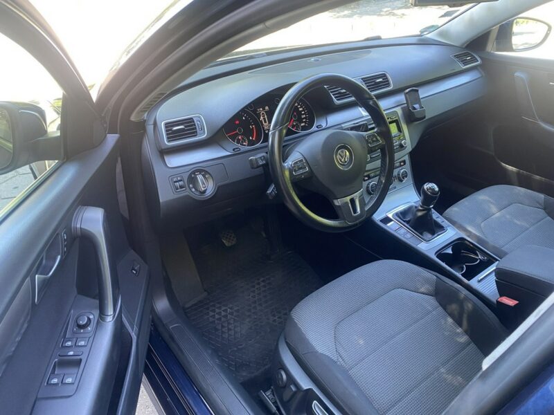 Volkswagen Passat Volkswagen Passat Climatronic Podgrzewane fotele B7 (2010-2014)