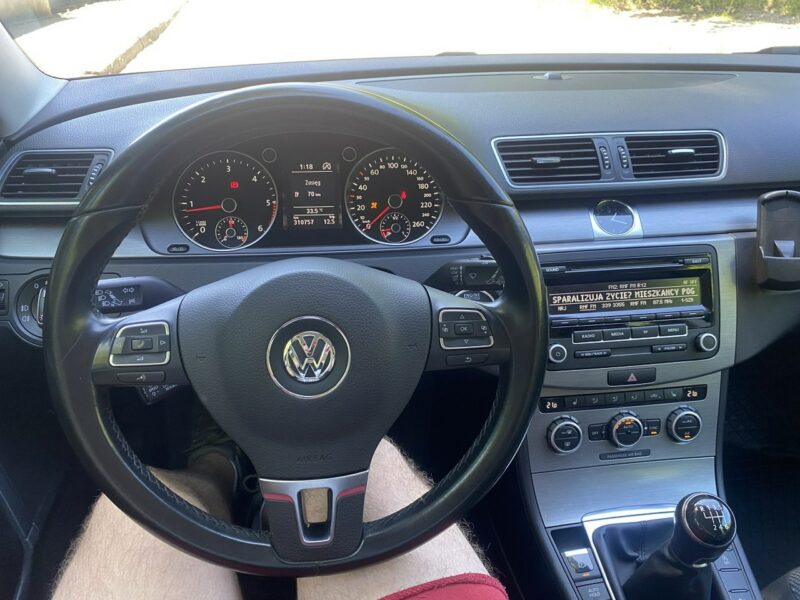 Volkswagen Passat Volkswagen Passat Climatronic Podgrzewane fotele B7 (2010-2014)