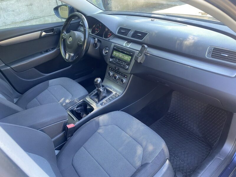 Volkswagen Passat Volkswagen Passat Climatronic Podgrzewane fotele B7 (2010-2014)