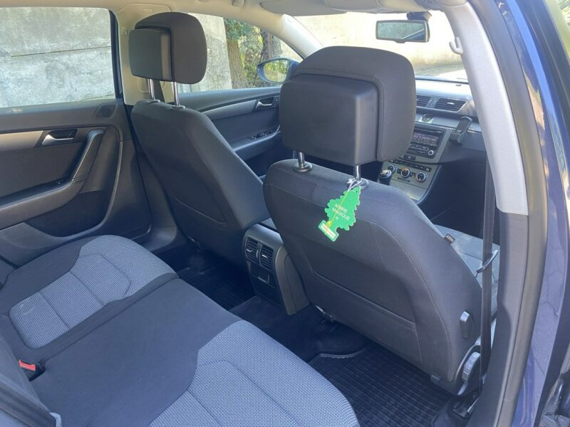 Volkswagen Passat Volkswagen Passat Climatronic Podgrzewane fotele B7 (2010-2014)