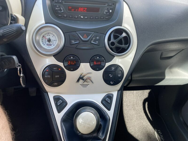 Ford KA Ford KA Zarejestrowany Climtronic Mały przebieg II (2008-)