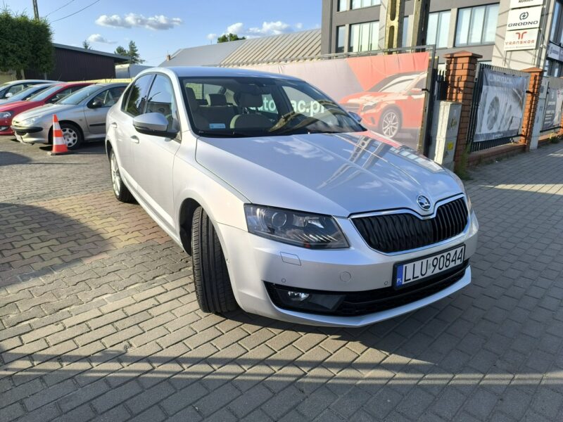 Škoda Octavia 1.4TSi 150KM Automat Navi Kamera BiXenon Salon Polska III (2013-)