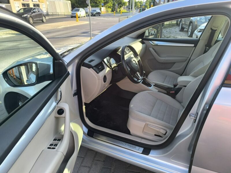 Škoda Octavia 1.4TSi 150KM Automat Navi Kamera BiXenon Salon Polska III (2013-)